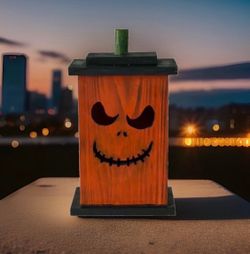 Wooden Jack-O-Lantern Halloween Lantern Decor