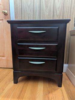 2 drawer nightstand dresser