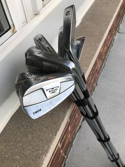 Mizuno Zoid True golf iron set 2-9 and a T Zoid F wedge missing 7 iron