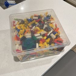 Lego Box Full Of Assorted Legos 6.5lbs