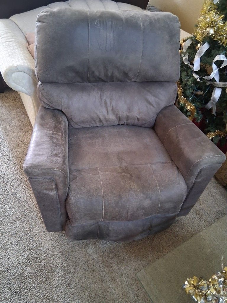 Ashley Recliner