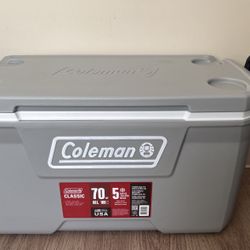 New Coleman Cooler 70 qt