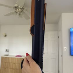 Dyson Airstrait™ dryer and straightener