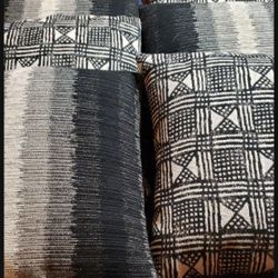 Throw Pillows