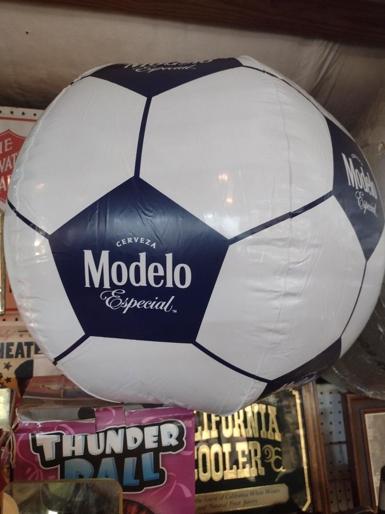 Modelo Beach Ball