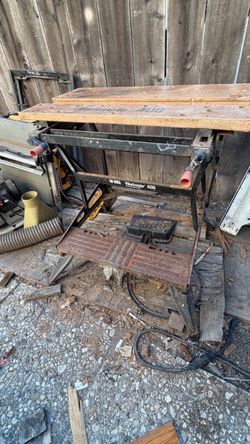Black and fold up workbench