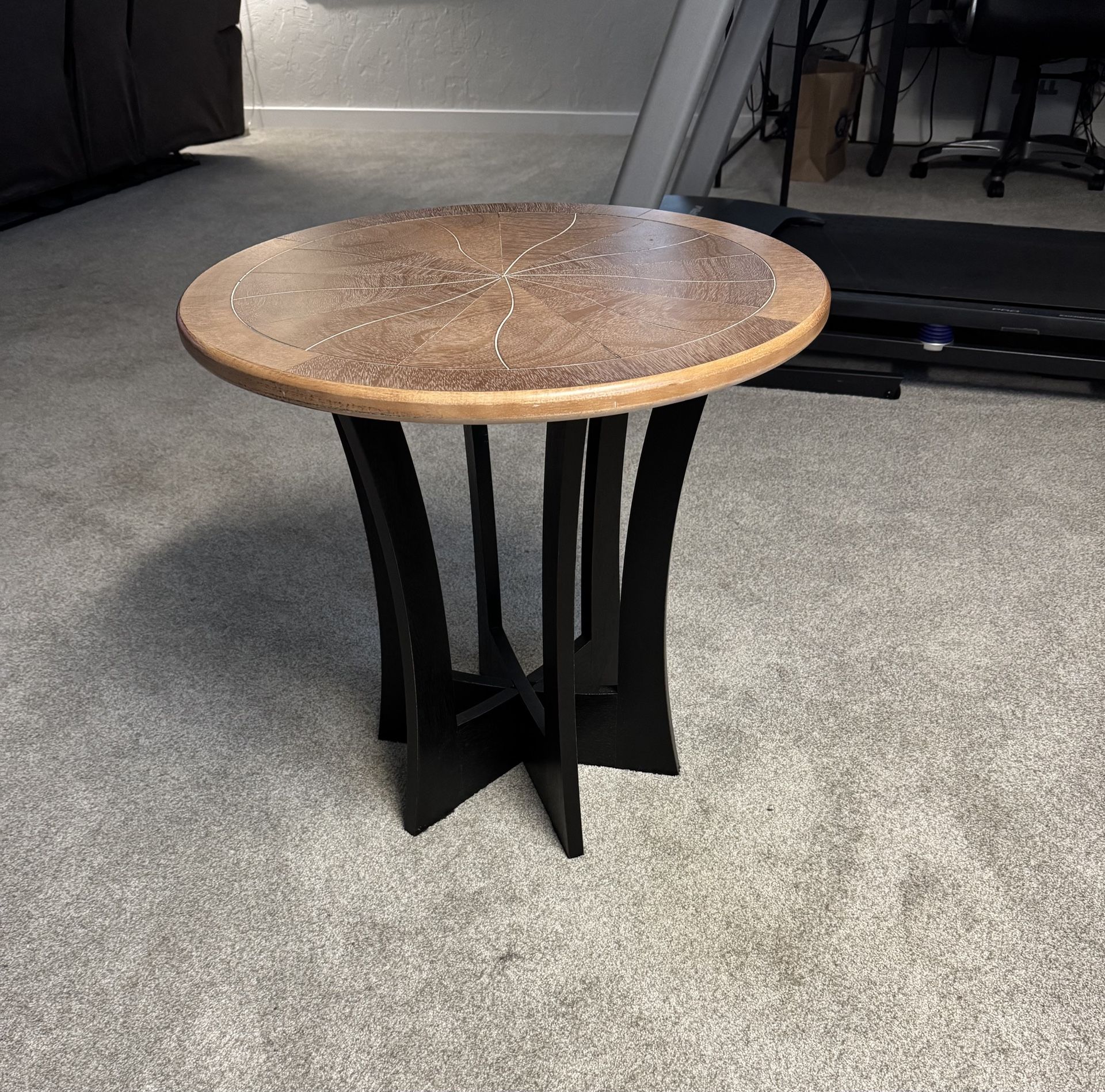 Cozayh Farmhouse Round End Table