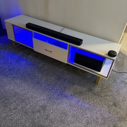 80 Inch TV STAND  NEW white/gold Color With LG SOUNDBAR 