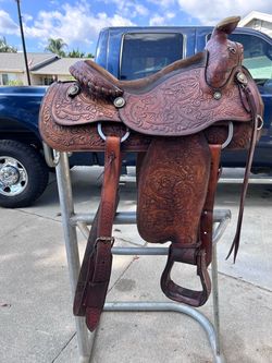 Western Saddle 15” Hereford brand