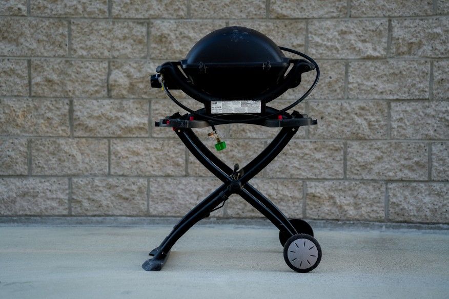 Weber Q1200 Grill + Cart Stand 🔥 The Ultimate Portable BBQ Setup