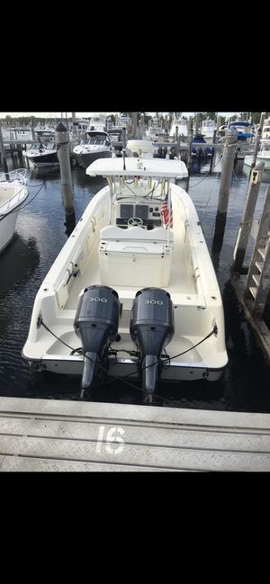 Photo Hydra sports 33 vector center console boat