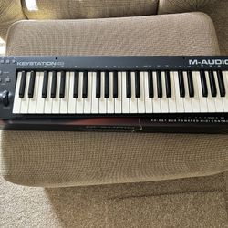 M-Audio Keystation 49 Keyboard/MIDI Controller 
