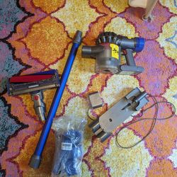 Dyson SV11 Fluffy (Repairable/Parts Only)