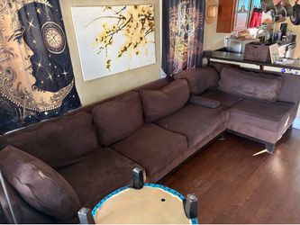 Sectional couch