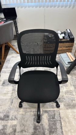 Desk chair (semi used)