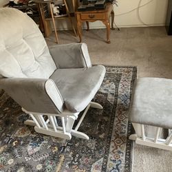 Wooden Recliner Chair 