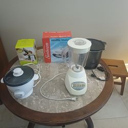 Waffle maker, deep fryer, blender, rice cooker, gravy separator juicer