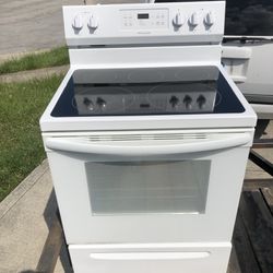 White  Electric Stove Top