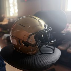 F7 Football helmet 