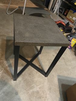 Side/end Table