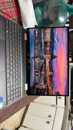 HP Spectre x360 15.6” 4K UHD Touchscreen 2-in-1 Laptop | Intel Core i7 | 16GB RAM | 512GB SSD | MX330 | Nightfall Black