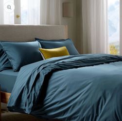 Full/Queen Casual Organic Cotton Duvet Cover & Sham Set – Cove Blue Retail Price: $129 Our Price: $70