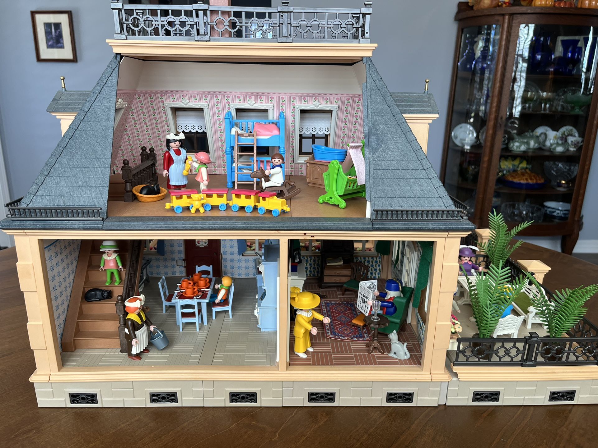 Playmobil 1900 victorian dollhouse discount
