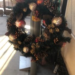 CHIRSTMAS DECORATIONS 