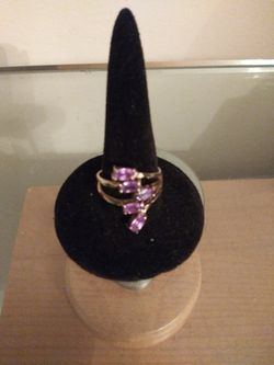 Gorgeous 14 karat gold with five authentic amethyst