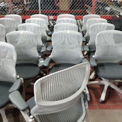 Knoll generation Chairs
