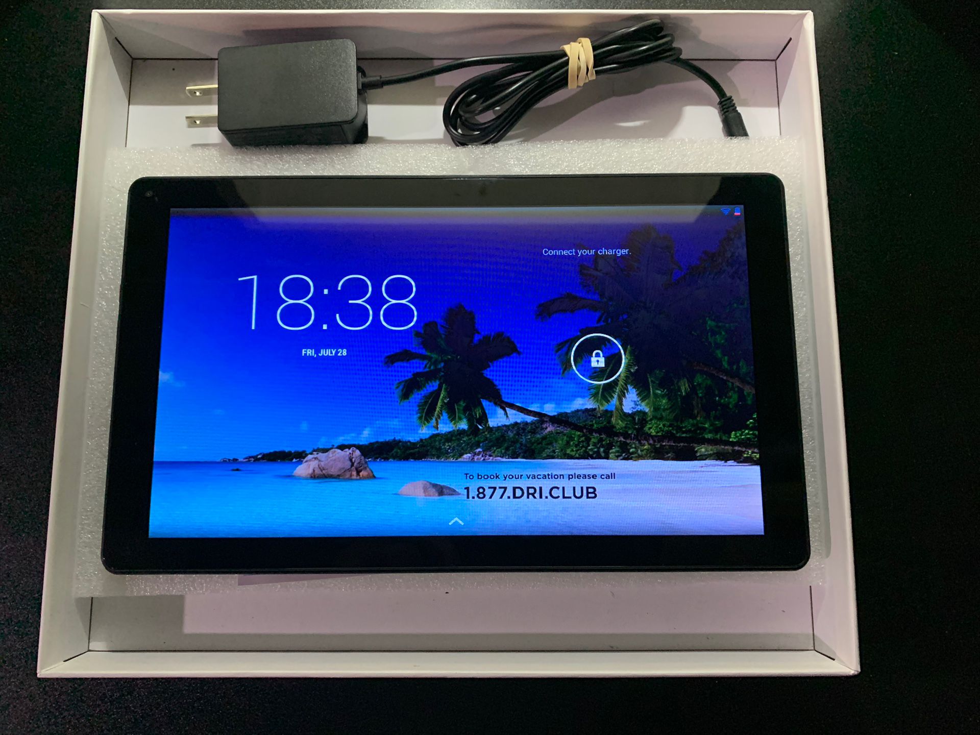 Azpen 10” 8GB Android Tablet