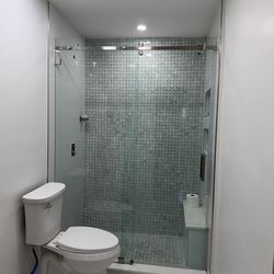 GLASS DOOR AND MIRROR DESIGN