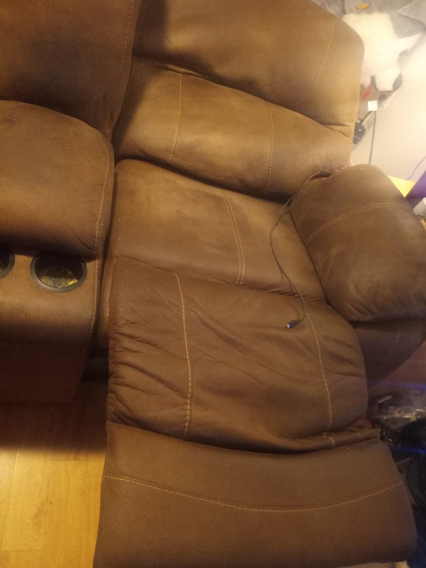 Selling Loveseat Recliner