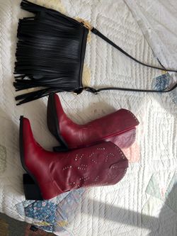 Brand new women’s boots 8.5 and fringe purse