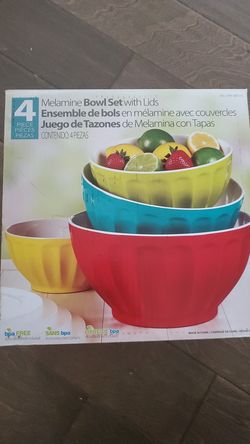 Brand new Bowls set with lids