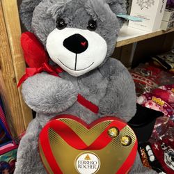 Teddy Bear With Chocolate 
