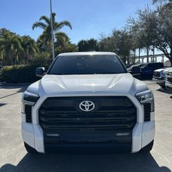 2025 Toyota Tundra SR5 Premium 4x4