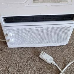 Toshiba window conditioner in good condition. Used.