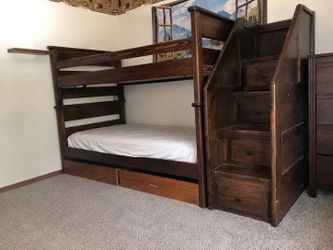 Bunk beds with stairs
