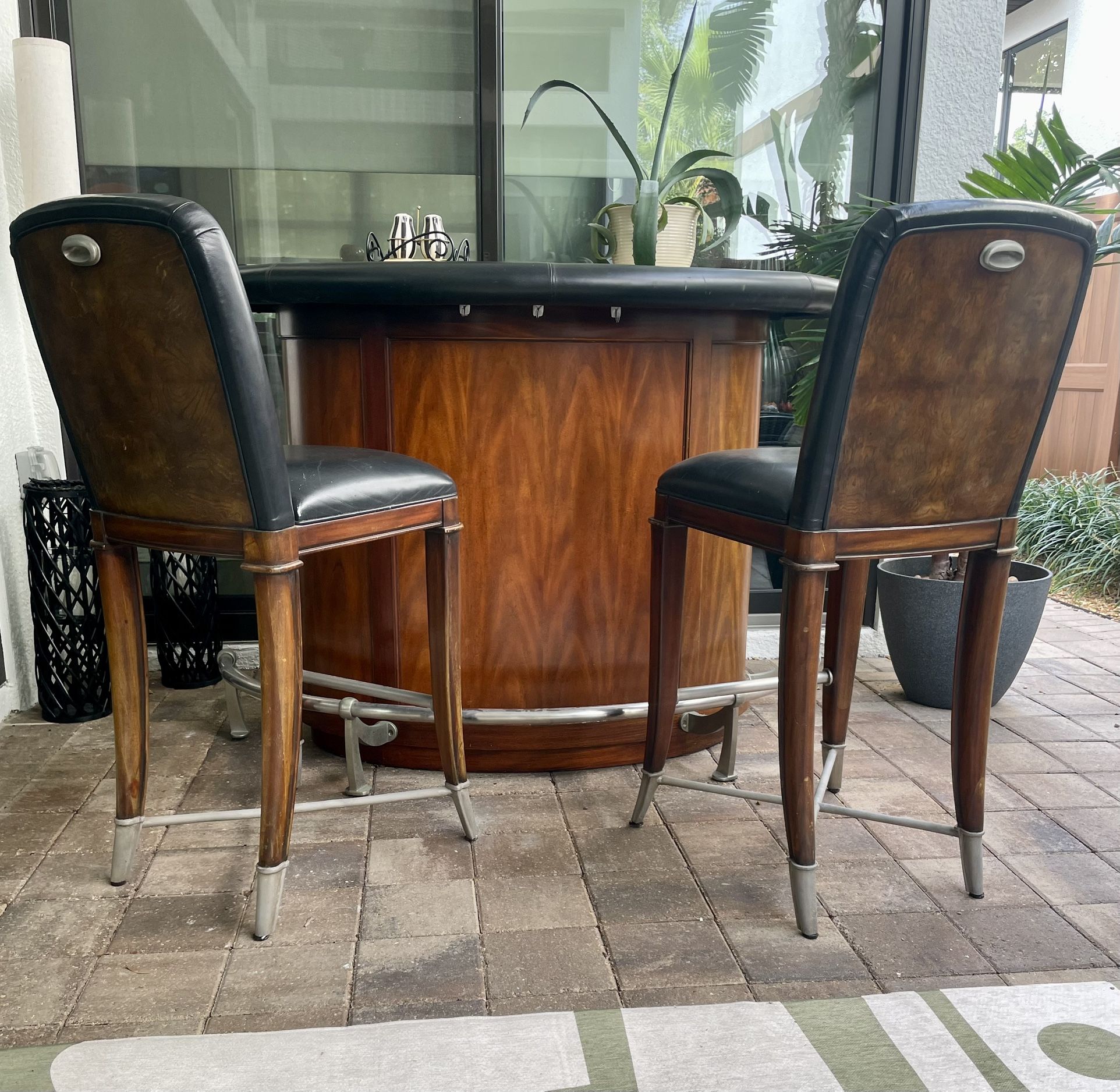 Home Bar & Bar Chairs