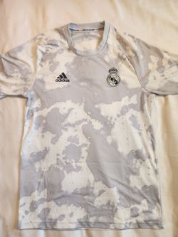 Real Madrid pre match jersey