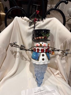 Retired Christmas decor solar snowsicle 13 1/2 inch long new