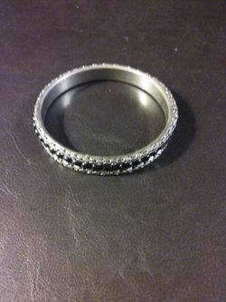 Silver and black detailed bracelet