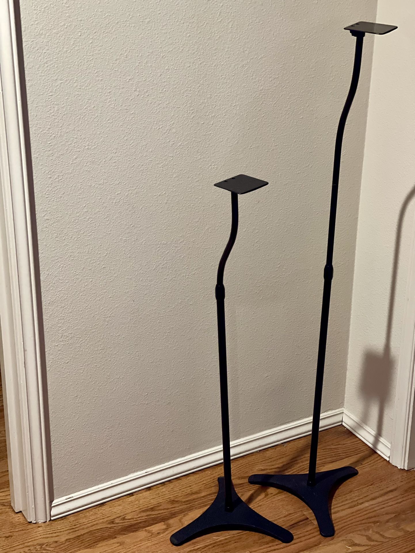 Orb (Mini) Adjustable Speaker Stands