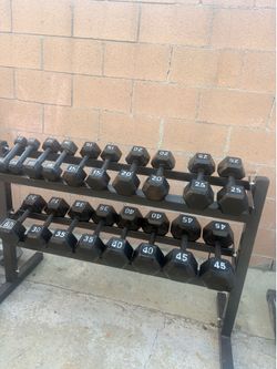 5/45 pounds hex dumbbells in good condition  freshly spry painted   5-10-15-20-25-30-35-40-45 pounds pick up p in sun valley cash only