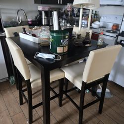 Very Nice Table. White Black