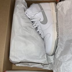 Dunk High Grey Fog Sz 6.5w
