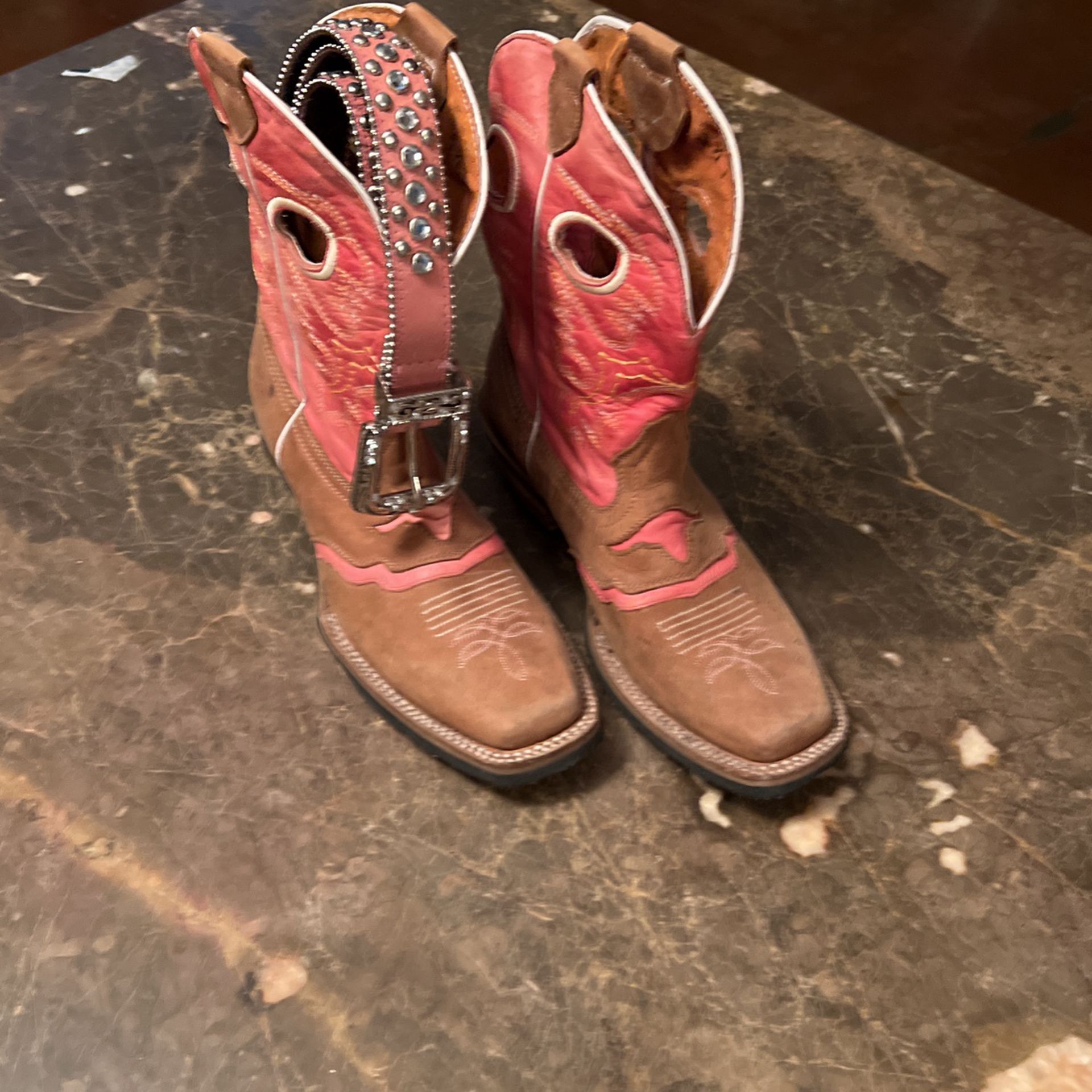 Boots Girl Pink And Belt