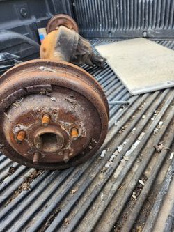 1967 Mustang V8 Car - Rearend & Front Spindles