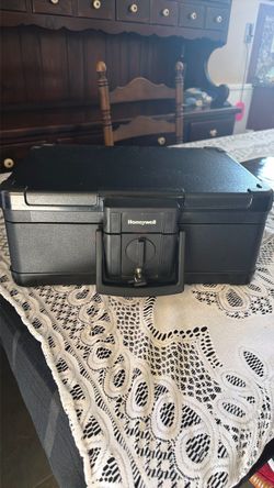 Honeywell Safe